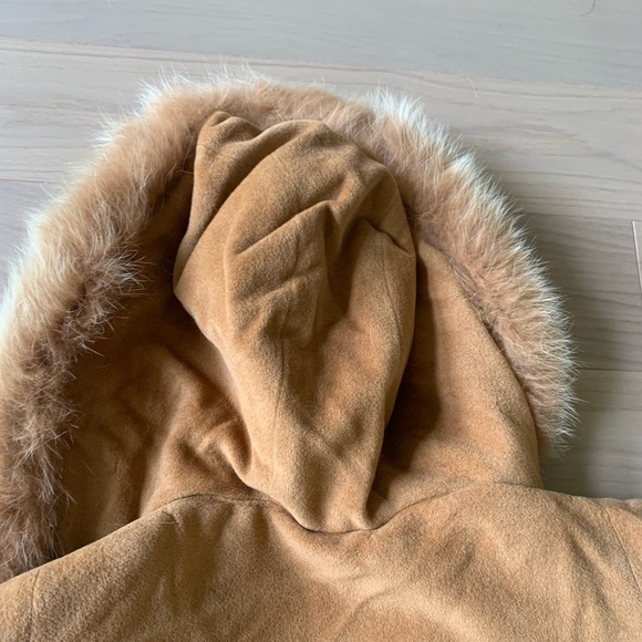 Faux fur coat - Picture 10 of 11